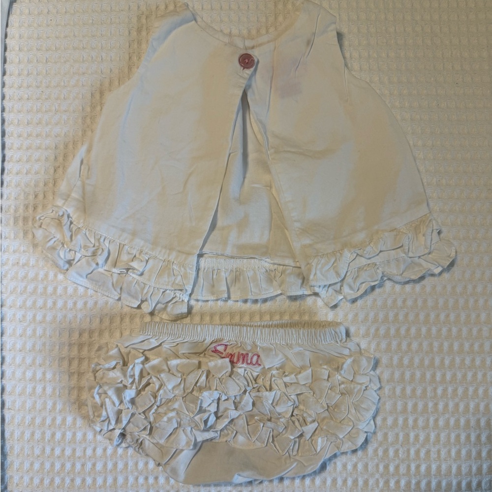 Ruffle Butts set monogram with Emma 6-12M